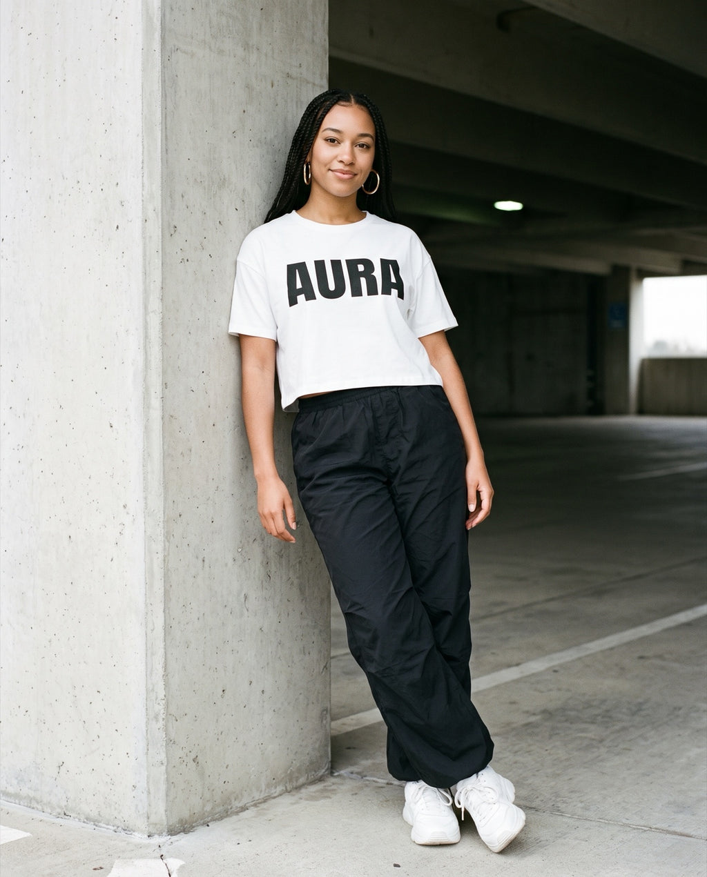 aura-wide crop-women worn